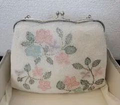 ビーズハンドバッグ がま口 花柄刺繍