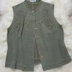 【美品】UNA PARTE ベスト 馬　刺繍 カーキ オールド 40 ワールドのサムネイル