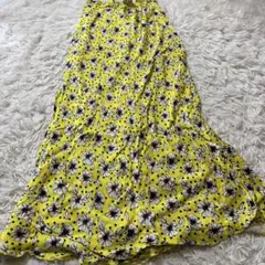 zara イエロー ロングスカート 花柄 サイズus Sのサムネイル