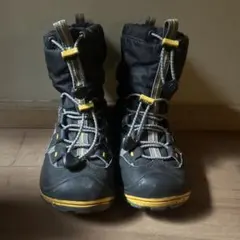 KEEN 子ども用スキー ブーツ 高筒 ブラック/イエロー　17cm