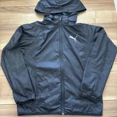 PUMA フード付きブラックジャケット