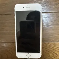 iPhone6S 本体　64GB 画面ひび割れ有り　安値　docomoのサムネイル