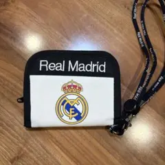 Real Madrid レアルマドリード 二つ折り財布 ストラップ付き