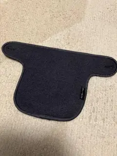 【美品】前向き抱っこ用　抱っこ紐よだれカバー　メッシュ素材　ダークグレー　エルゴ