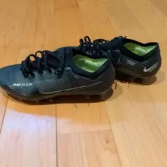 ナイキ サッカースパイク マーキュリアル AG 銀 - メルカリ