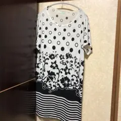 ドット柄 花柄 ボーダー 半袖 カットソーのサムネイル