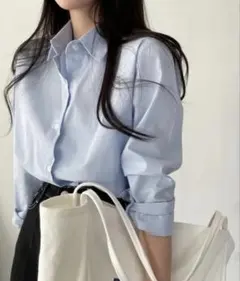 ライトブルー ボタンアップ長袖シャツのサムネイル