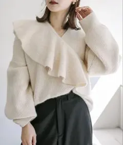 マルチカラー付きニット