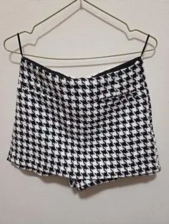 ZARA タイトスコート タグ付き　新品