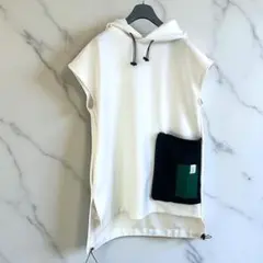 良品✨UN3D.ボックスポケットパーカー ノースリーブパーカー　白スウェット