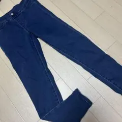 GU ストレッチスリムデニム