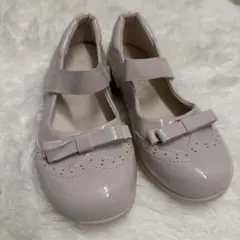 リボン付きグレー フォーマルシューズ　21.5センチ