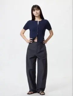 UNIQLO ジャージーバレルレッグパンツ　ネイビー