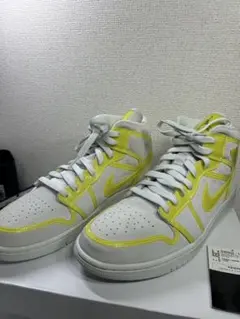 Nike ハイカットスニーカー ホワイト/イエロー