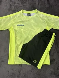 Umbro 蛍光イエロー Tシャツ150 ショートパンツ140