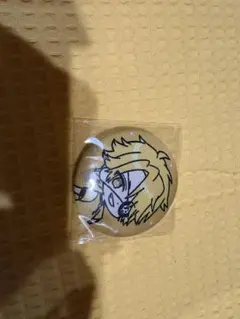 カラフルピーチ刺繍缶バッジ たっつん