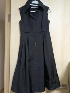 美品 フォクシーニューヨーク　洗える 襟付き　タック フレア ワンピース 38 美品 フォクシーニューヨーク 洗える 襟付き タック フレア ワンピース