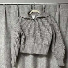 ベージュ ニットセーター ジッパー付き ハイネック　H&M