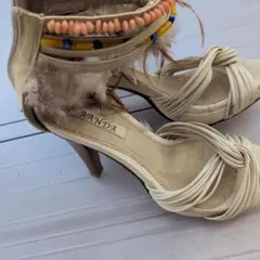 RANDA ビーズ・フェザー装飾ハイヒールパンプスのサムネイル