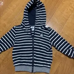 プチバトー　フード付きパーカー 12M