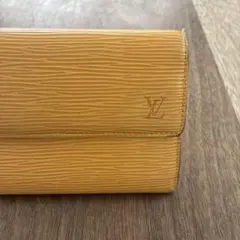 LOUIS VUITTON エピ 長財布 イエローのサムネイル