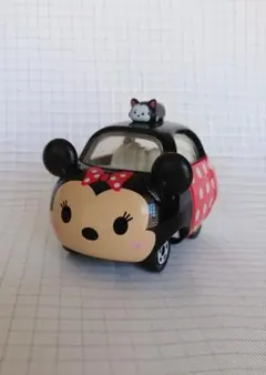 ディズニーモータース ツムツム ミニーマウス ツムトップ　トミカ