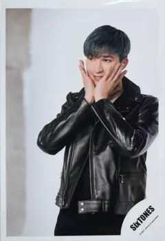 ジェシー   公式写真　オフショ　オフショット