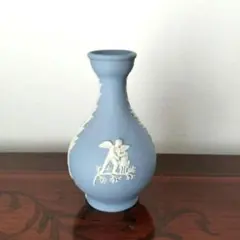 WEDGWOOD ジャスパー 花瓶 ペールブルー - メルカリ