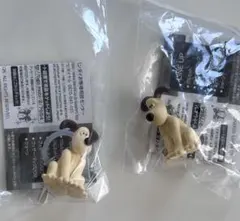 ひつじのショーン　めじるしアクセサリー 2点セット ガチャガチャ