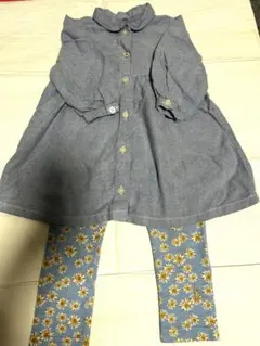 無印良品 シャツワンピース 花柄レギンス付きのサムネイル