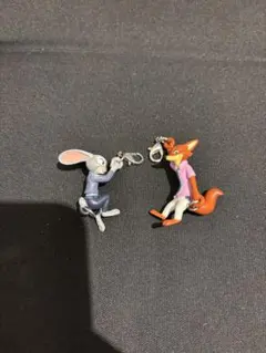 ゆらゆらつながるマスコット　ズートピア2 カプセルトイ　ガチャガチャ