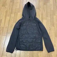 アンダーアーマー　キッズ　パーカー　YMD 140センチ
