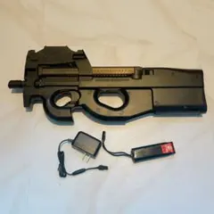 東京マルイ エアガンP90 充電器・バッテリー付き サバゲー COD BFのサムネイル