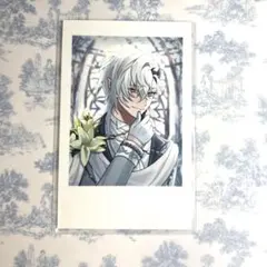 June bride goods snap photo Cassian