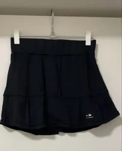 《セール特価》✨《美品》TIGORA レディース スコート ブラックのサムネイル