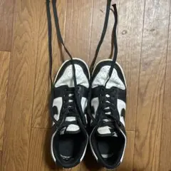 NIKE Dunk Low ブラック ホワイトのサムネイル