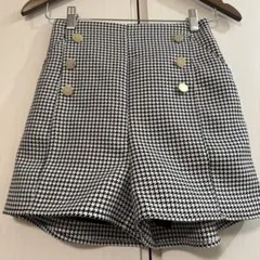 GRL 千鳥格子柄ゴールドボタンショートパンツ