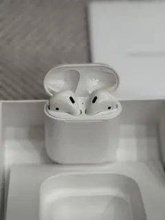 【中古美品】AirPods 第1世代　本体　箱あり　ケース付き