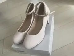 アンクルストラップパンプス