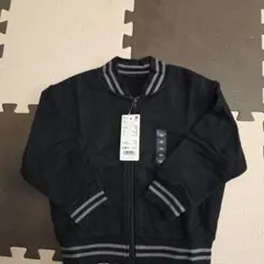 新品ユニクロスエットブルゾン110