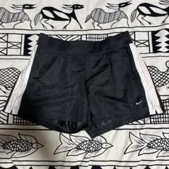 Nike グレーブラック ショートパンツ sサイズ