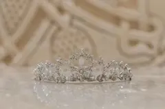 Love Tiara ティアラ