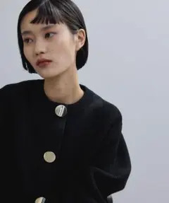 ADAM ET ROPE' セレクトネックウェーブボタンカーディガン