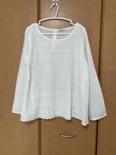 Samansa Mos2 サマンサモスモス　スカラップレース刺繍ブラウス