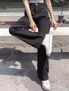 ソリッド ハイウエスト ボーイフレンドジーンズ