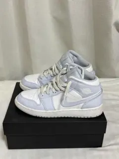 Air Jordan 1 ライトブルーホワイト