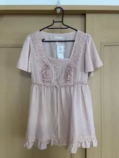 【新品未使用タグ有り】axes femmeレース付き半袖ブラウス