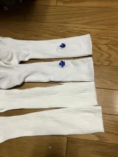 ホワイトリブ編みハイソックス2足セット