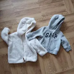 GAP グレー パーカーとH&Mクマ耳付きトレーナー パーカー