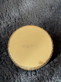 MAQuillAGE コンパクトケース　クッションファンデ 専用ケース　ゴールド
